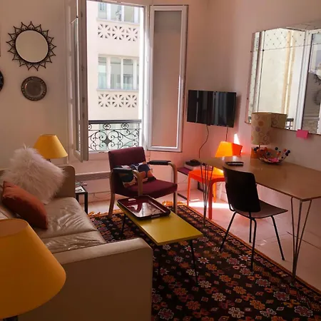 Charmante Escapade Au Coeur Des Batignolles